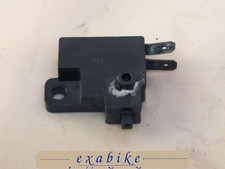 contacteur de frein avant pour