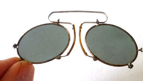 Paire lorgnons pince nez - paire,