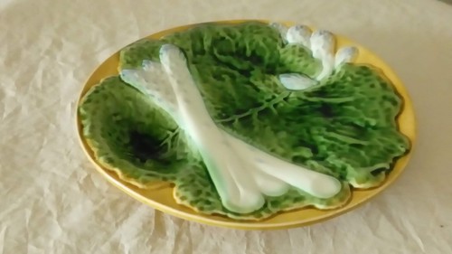 Assiette asperge barbotine - assiette,