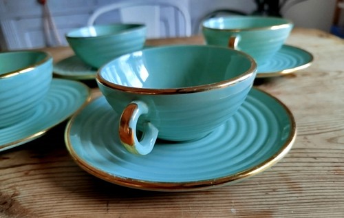 Lot belles tasses et sous - belles,