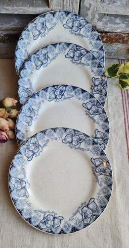Anciennes assiettes plates - 4,