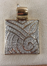 Ancien pendentif décor