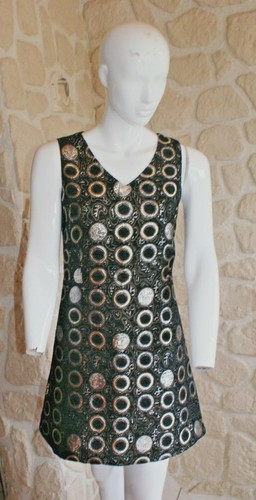 Robe noire motif argenté - motif,