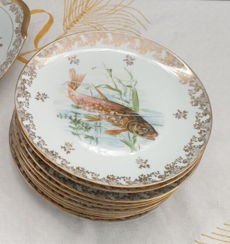 Onze assiettes anciennes - onze,