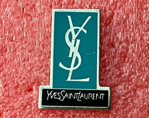 T39 pins ysl yves saint - pins,