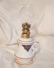 Ancienne lampe à pétrole en