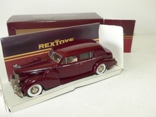 CADILLAC V16 1938-40 FORMAL SEDAN REXTOYS 1:43