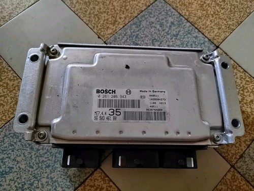 Calculateur moteur peugeot 307 - moteur,