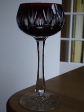 1 ANCIEN VERRE A VIN COULEUR