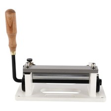 Machine à éplucher le cuir