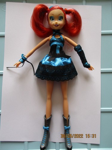 Poupee winx bloom hallowinx - poupee,