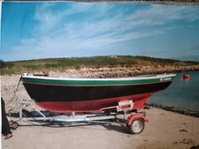 CANOT BRETON  BOIS MASSIF CHENE 1958 Longueur 5,25 m BON ETAT