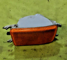 Clignotant avant gauche / VOLKSWAGEN GOLF 3