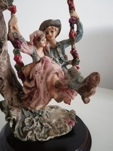 Sculpture couple sur - sculpture,