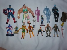 Vds vintage collector lot 12 figurines super héros et autres certains pour pièce