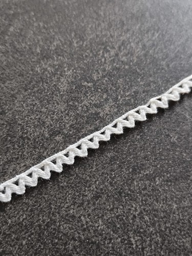 Ruban dentelle brodée 4 - dentelle,