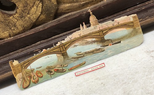 Southwark bridge victorian die - southwark,