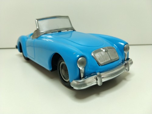 Bandai cabriolet à - -,