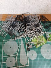 Lot De Grappe Et Bits Warhammer 40k