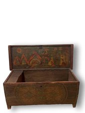 COFFRE DE BATEAU. BOIS