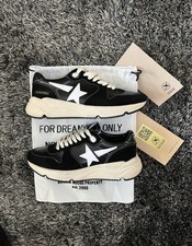Golden Goose Running