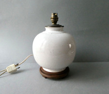 lampe Art Deco, pied boule en céramique craquelée, années 40-50