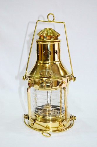 Ancienne lampe pétrole de - lampe,