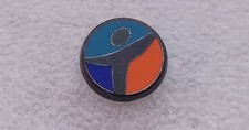 EB76 pin's logo bouygues
