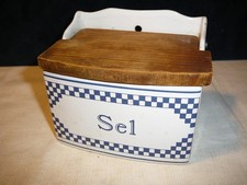Ancienne boîte à sel style