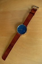 Montre SKAGEN SKW6446 extra-plate - bracelet cuir - très bon état