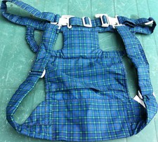 Porte-bébé de marque bébé confort.