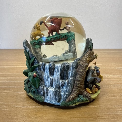 Snowglobe lion king - king, simba