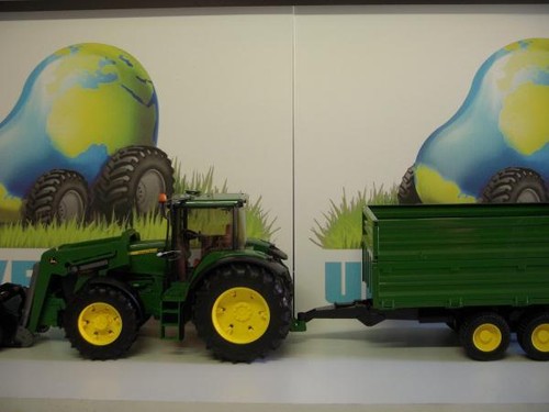 Bru03055 john deere 7930 - john,