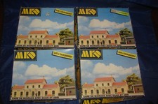 MKD N LOT DE 4 BOITES GARE DE