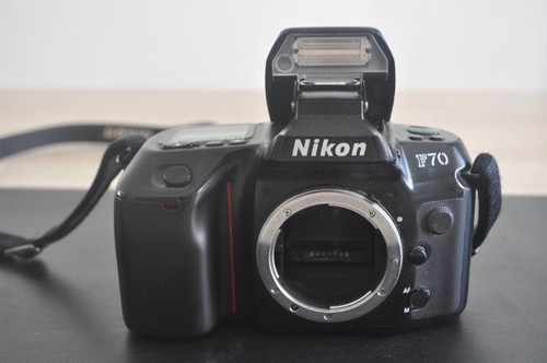 Nikon f70 slr - slr, 35mm