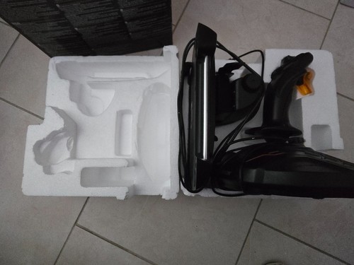 Thrustmaster 16000m joystick - thrustmaster,