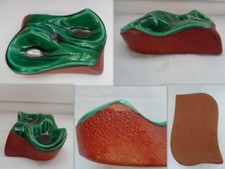 PORTE PIPE EN CERAMIQUE VERTE ET CUIR  POUR 2 PIPES