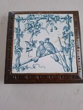 dessous plat musical en faïence ancienne