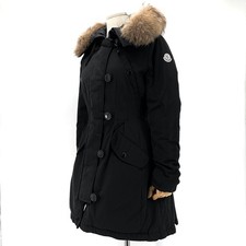 Moncler Arius Parka Femme Longue avec Fourrure de Raton Laveur 146945126