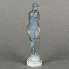 Statuette Moyenne Voilee Verre