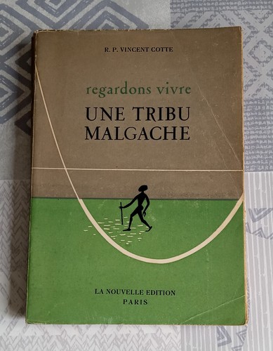 Regardons vivre une - , tribu