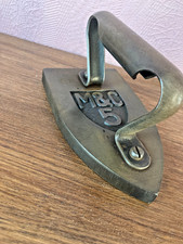 Très beau fer à repasser