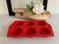 425⚜️ Moule à Tartelettes en Silicone Tupperware Couleur Rouge Longueur 30 Cm