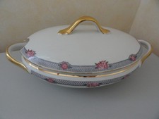 Soupière légumier ovale  porcelaine de Limoges décor floral et dorure