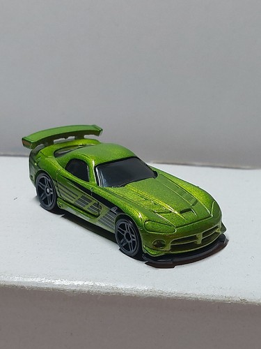 Hotwheels dodge - 1/64, 🇨🇵