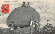 Dettey - Figurine La pierre tête vacillante