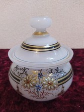 Sucrier en opaline de cristal décor Desvignes, XIXème siècle