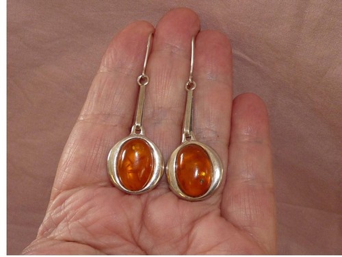 Longues boucles oreilles - ,