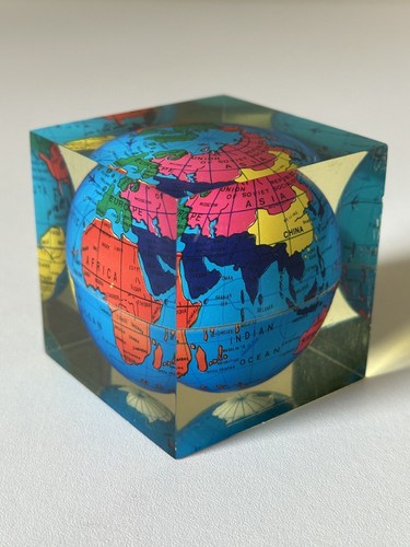 Mappemonde presse papier - mappemonde,