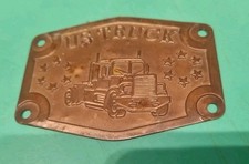 Plaques Emboutie . US TRUCK .métal  Cuivré.  Camion TRUCK Tracteur 